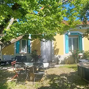 Maison 4 A 6 Personnes Proche Village Hébergement de vacances